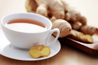 En morgenmad med ingefærs-te kan gøre det nemmere at kontrollere sin vægt.